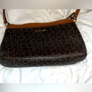 Calvin Klein cross body